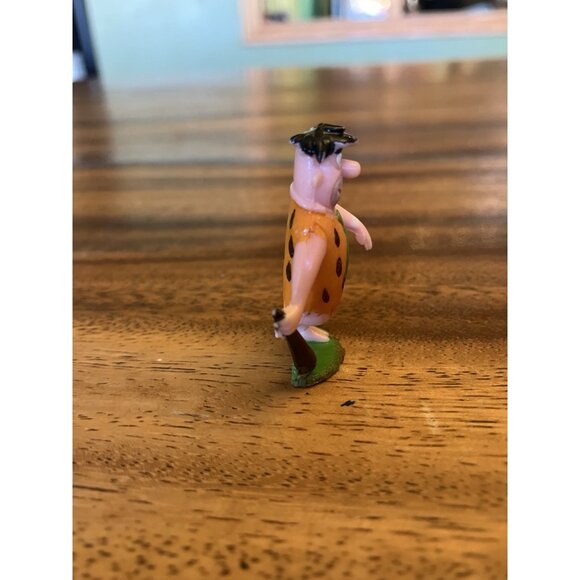 Flintstones Fred Flintstone Figure by Marx Tinykins 1960s Cereal Toy RARE - Picture 5 of 11